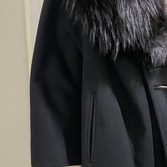 Vintage CAPELLA A Luxurious Fabric Fur Collar Black Open front Long Coat - Picture 10 of 12